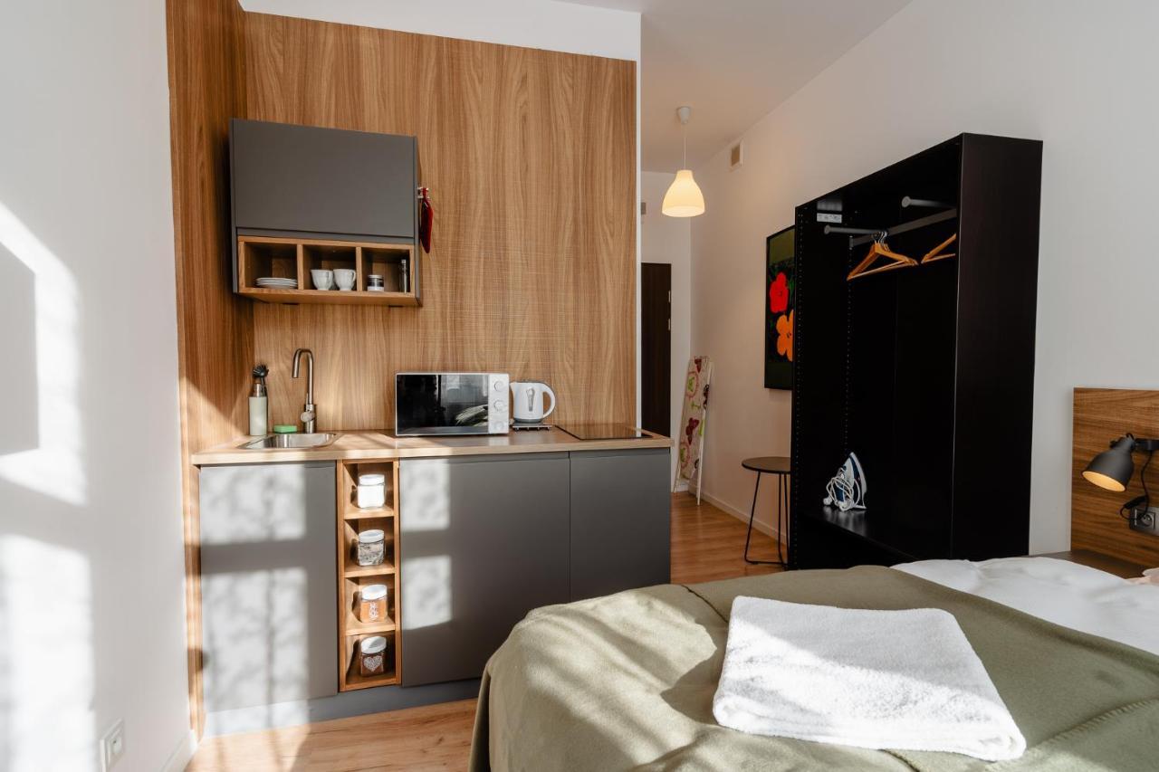 Elegant Very Berry Studios In Poznan Center By Noclegi Renters エクステリア 写真