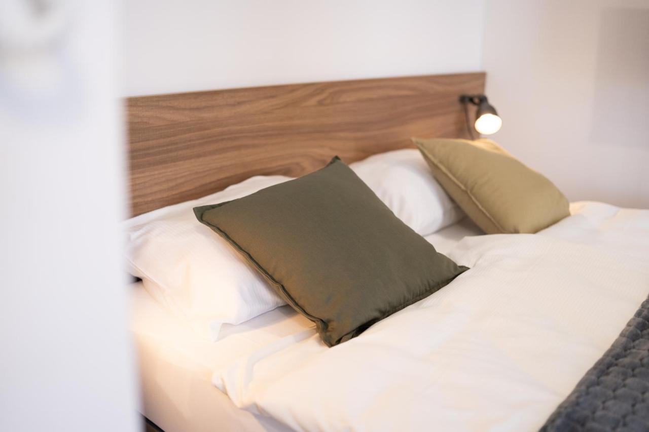 Elegant Very Berry Studios In Poznan Center By Noclegi Renters エクステリア 写真