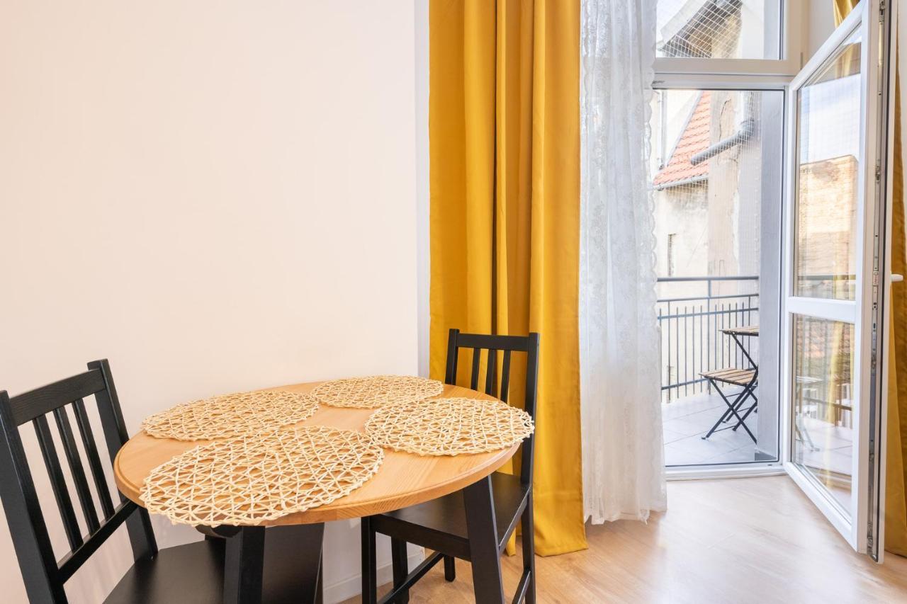 Elegant Very Berry Studios In Poznan Center By Noclegi Renters エクステリア 写真